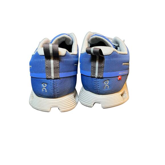 Womens On Cloud 5 Waterproof Sneakers - Preowned - Size 8 - Picture 4 of 6